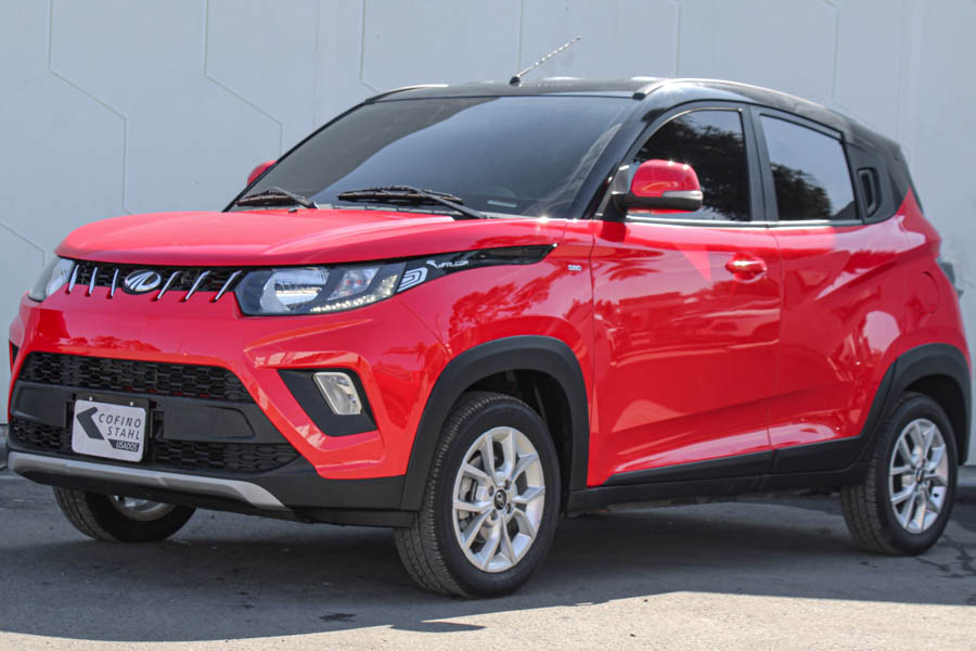 MAHINDRA KUV 100 2022 - 2426